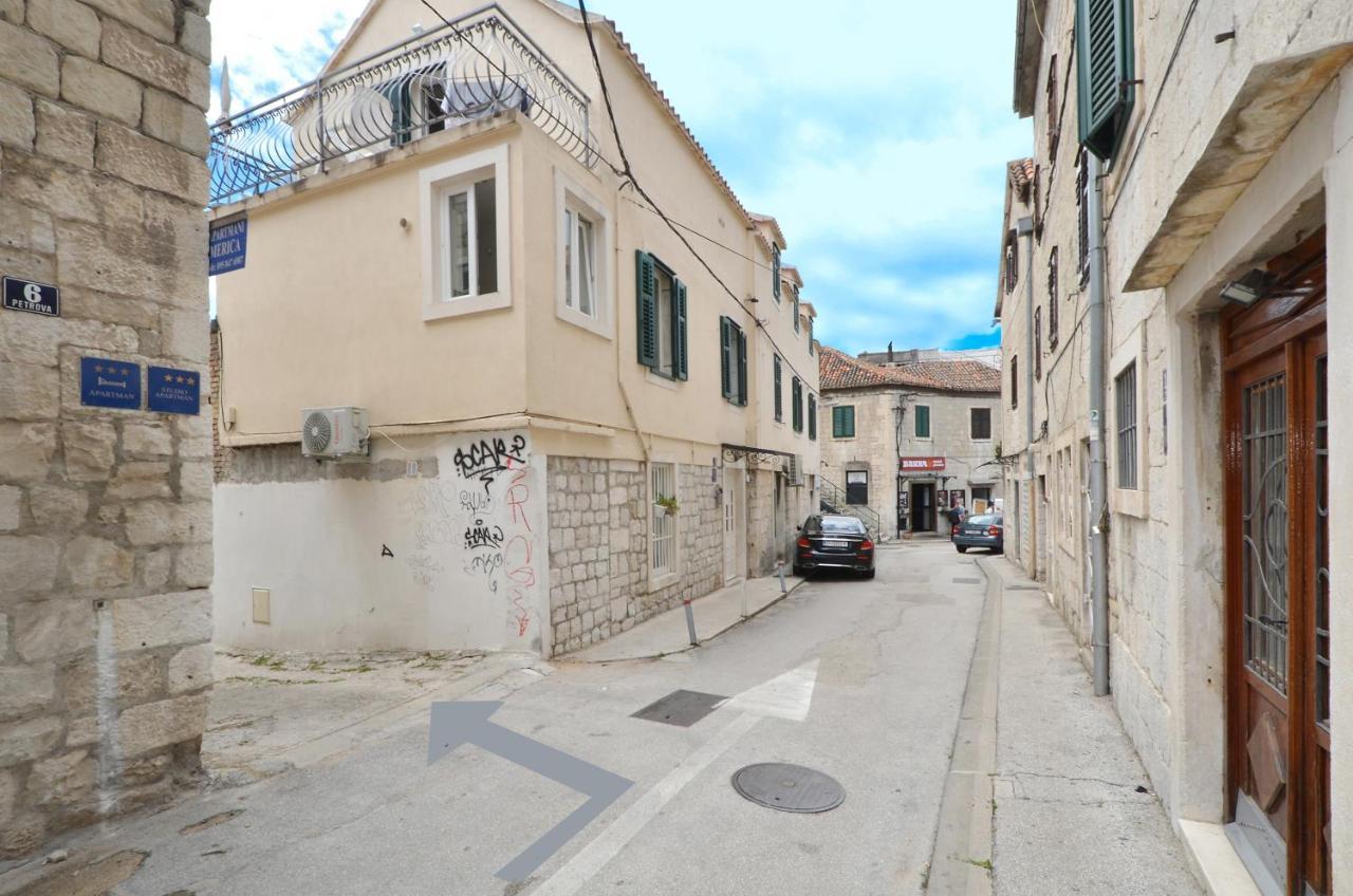 Apartmani Basic 1 Split Bagian luar foto