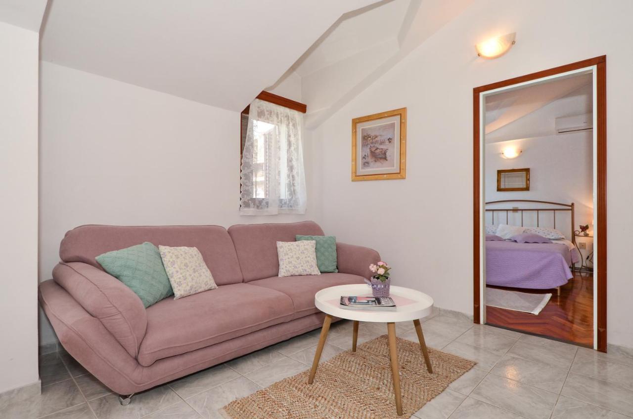 Apartmani Basic 1 Split Bagian luar foto