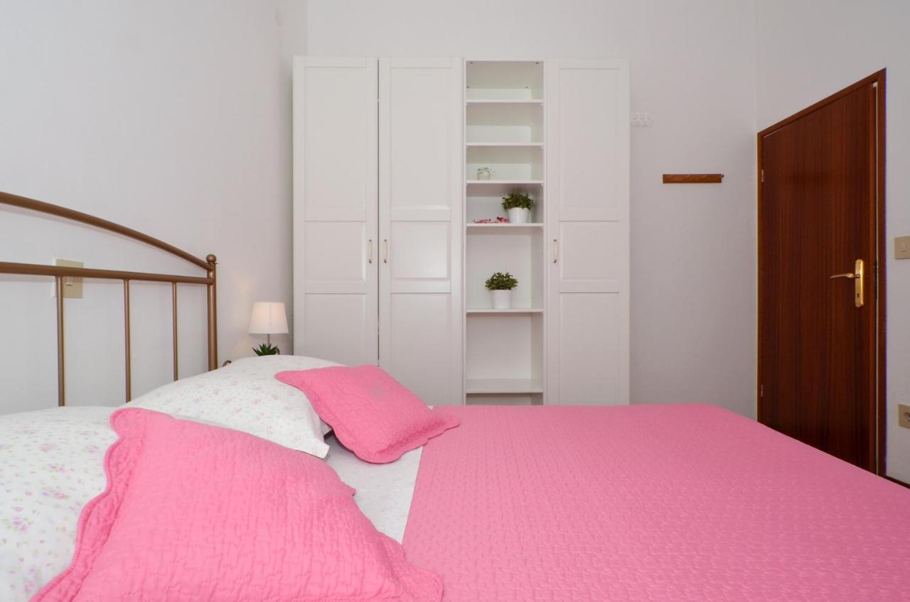 Apartmani Basic 1 Split Bagian luar foto