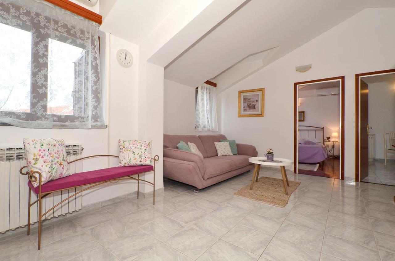 Apartmani Basic 1 Split Bagian luar foto